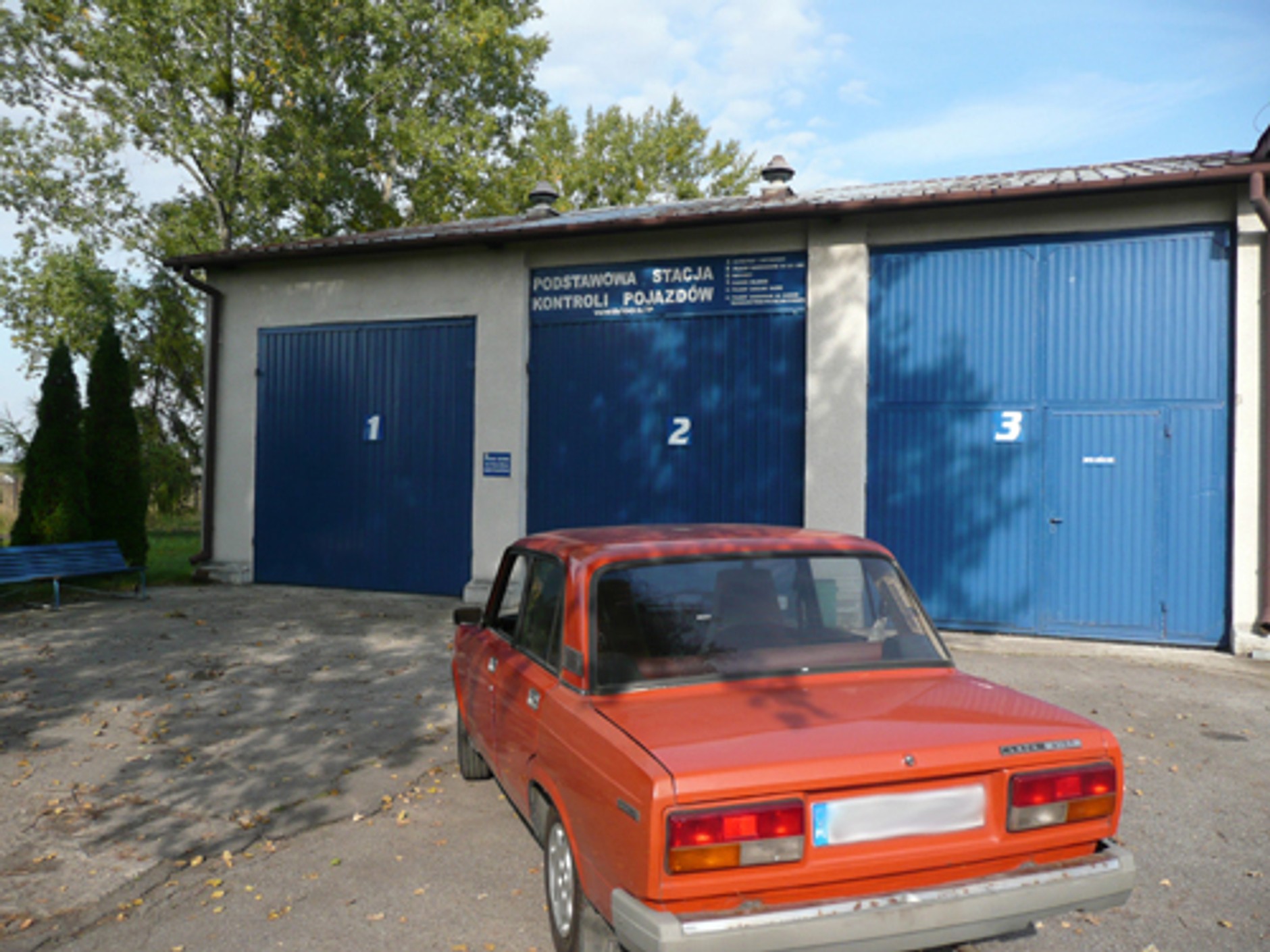 Nawet złom na kołach dopuszczą do ruchu!