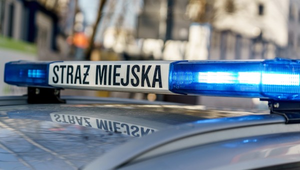"Drogówka" w warszawskiej straży miejskiej: o co chodzi?