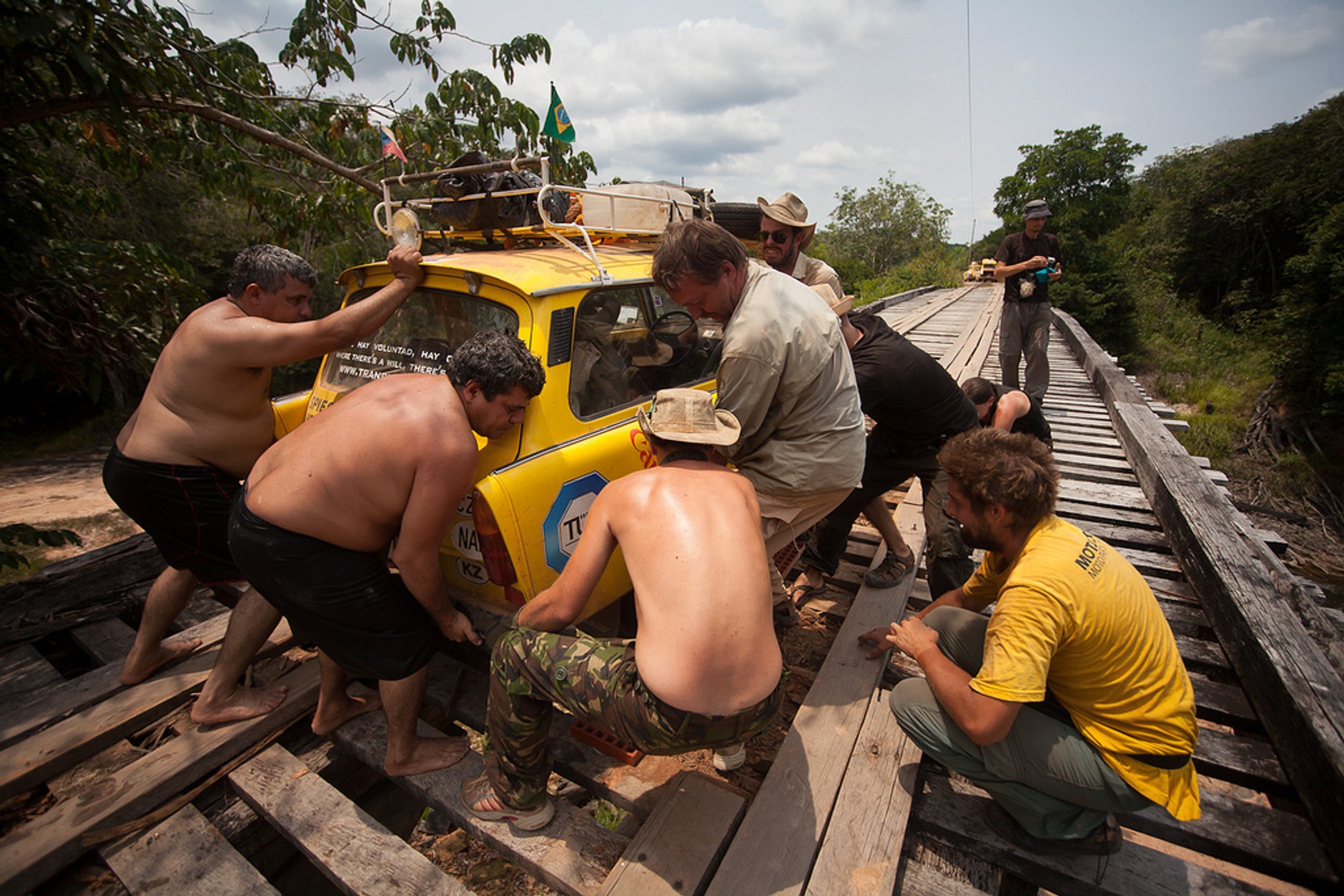 Maluchem po BR319, czyli Fiat 126 na trasie transamazońskiej