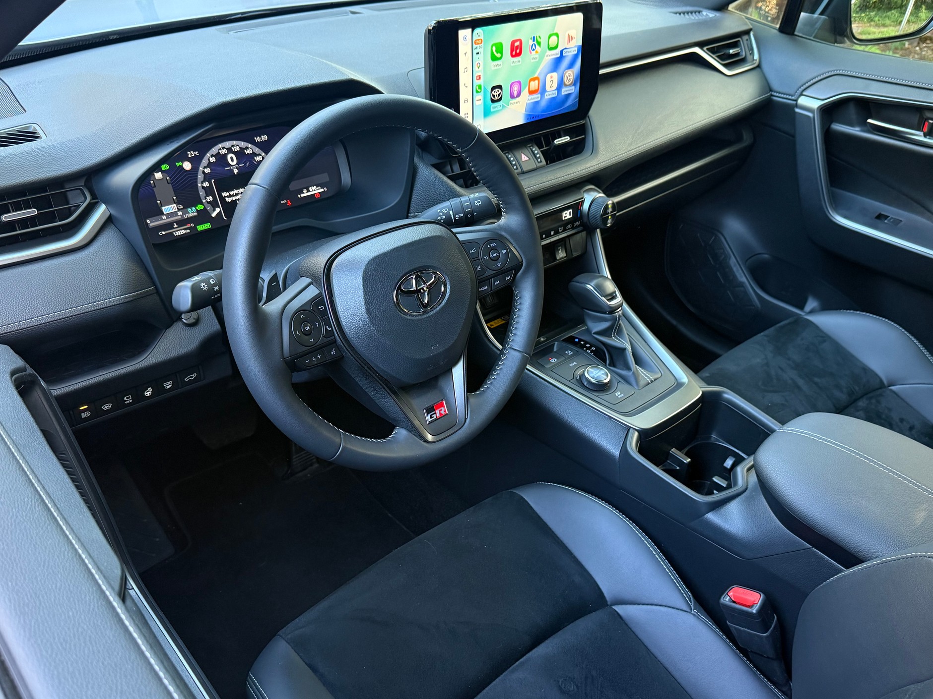 Toyota RAV4 GR Sport (2025)