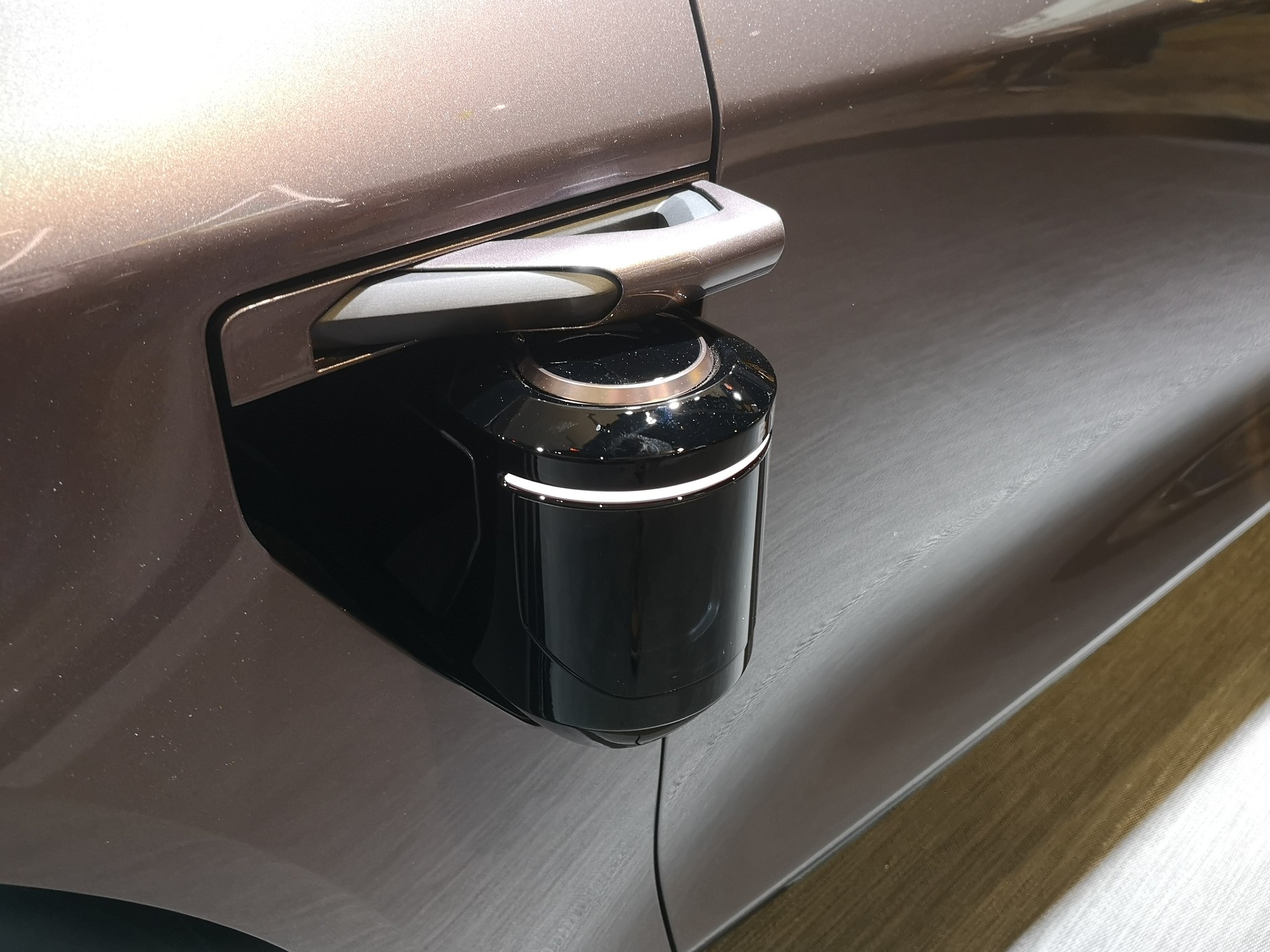 Byton K-Byte - czujnik lidaru do trybu jazdy autonomicznej