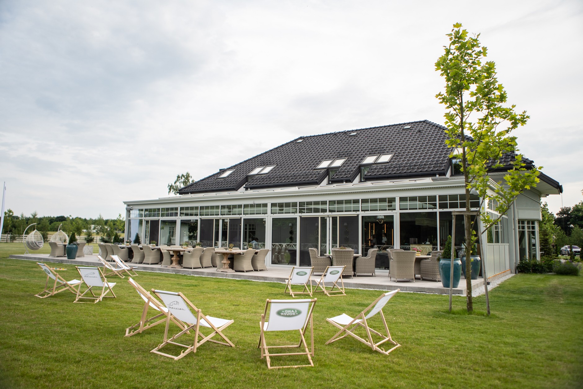 Jaguar Land Rover Cruise 2021