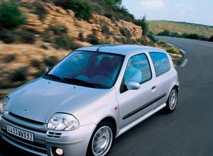 Renault Clio II Sport (2000-01) – znakomite własności jezdne, bardzo dobra dynamika