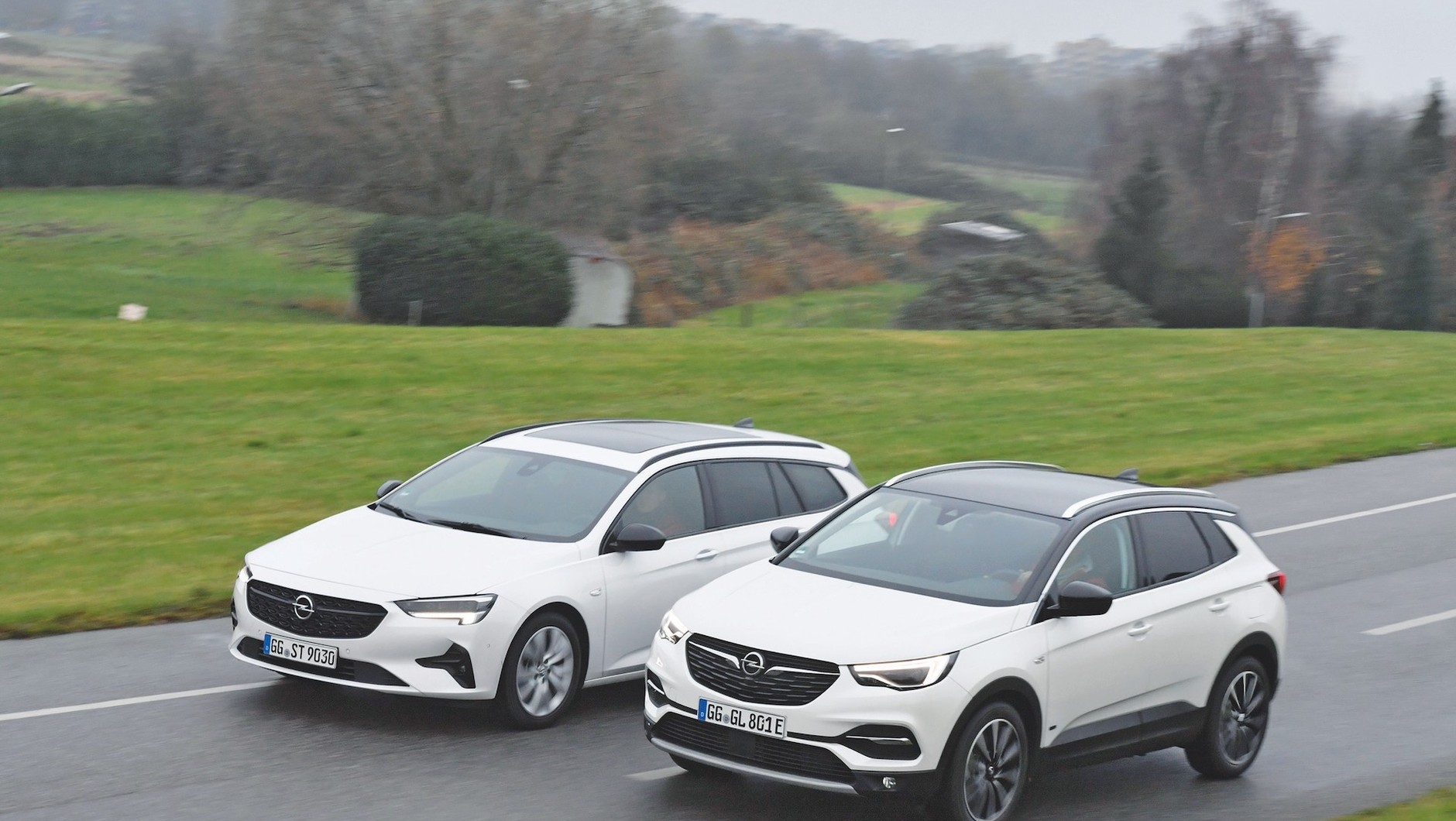 Opel Insignia Sports Tourer kontra Opel Grandland X
