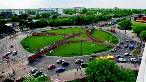 Skrzyżowanie na okrągło - Radzimy jak prawidłowo jeździć po rondzie