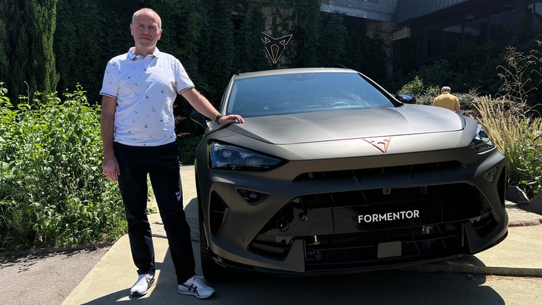 Cupra Formentor — chociaż to model "tylko" po liftingu, to wprowadzone zmiany są znaczące