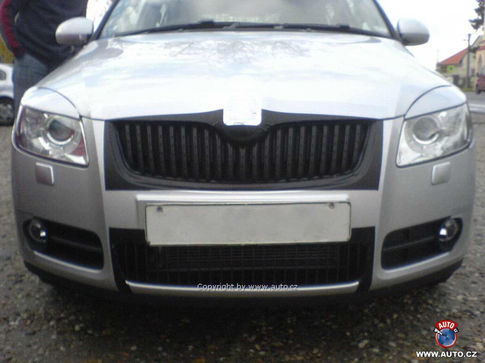 Nowa Skoda Fabia – statyczne zdjęcia w świetle dziennym