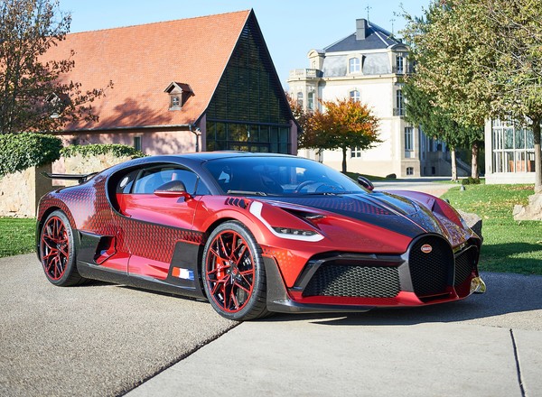 Bugatti spełniło wymagające życzenie klienta - oto Divo „Lady Bug”