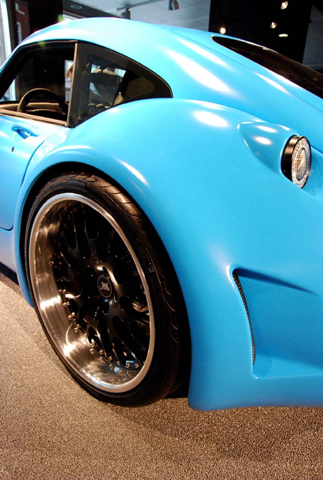 IAA Frankfurt 2007: Wiesmann GT MF5 – coupe z silnikiem BMW M5