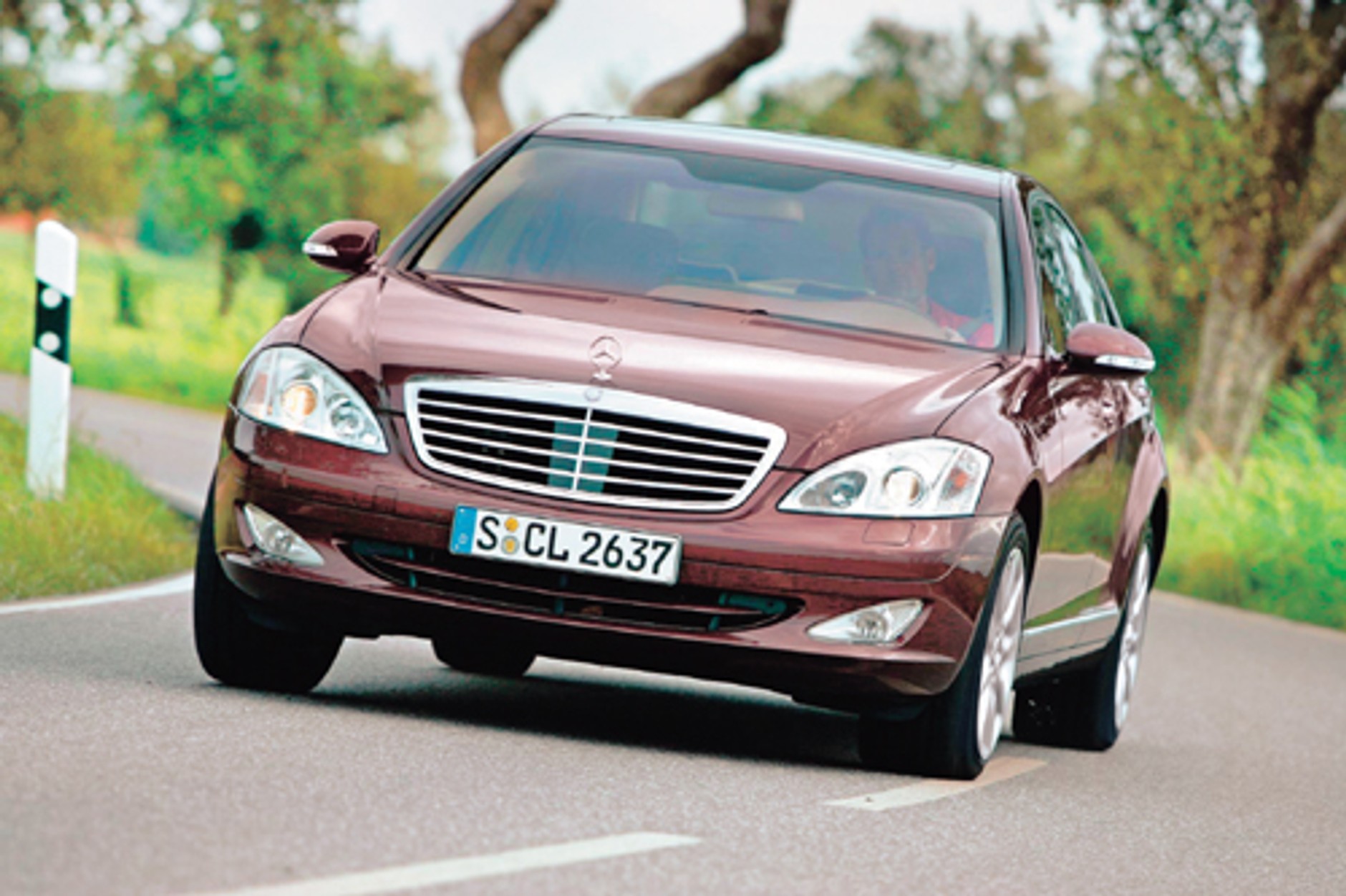 Audi A8, Mercedes klasy S, BMW 7 kontra Lexus LS 600h - Z widokiem na sukces