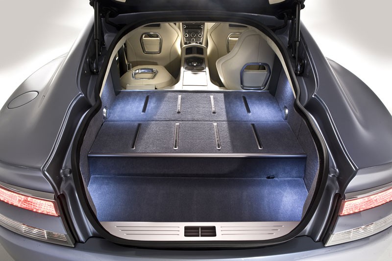Aston Martin Rapide: cena od 139.950 funtów