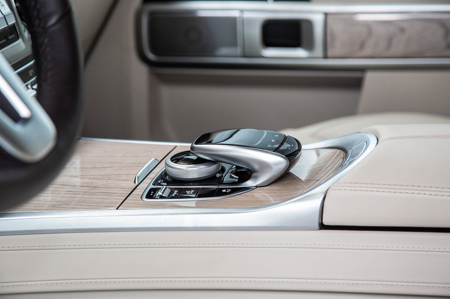 Mercedes G500 - pozostał wierny swoim ideałom