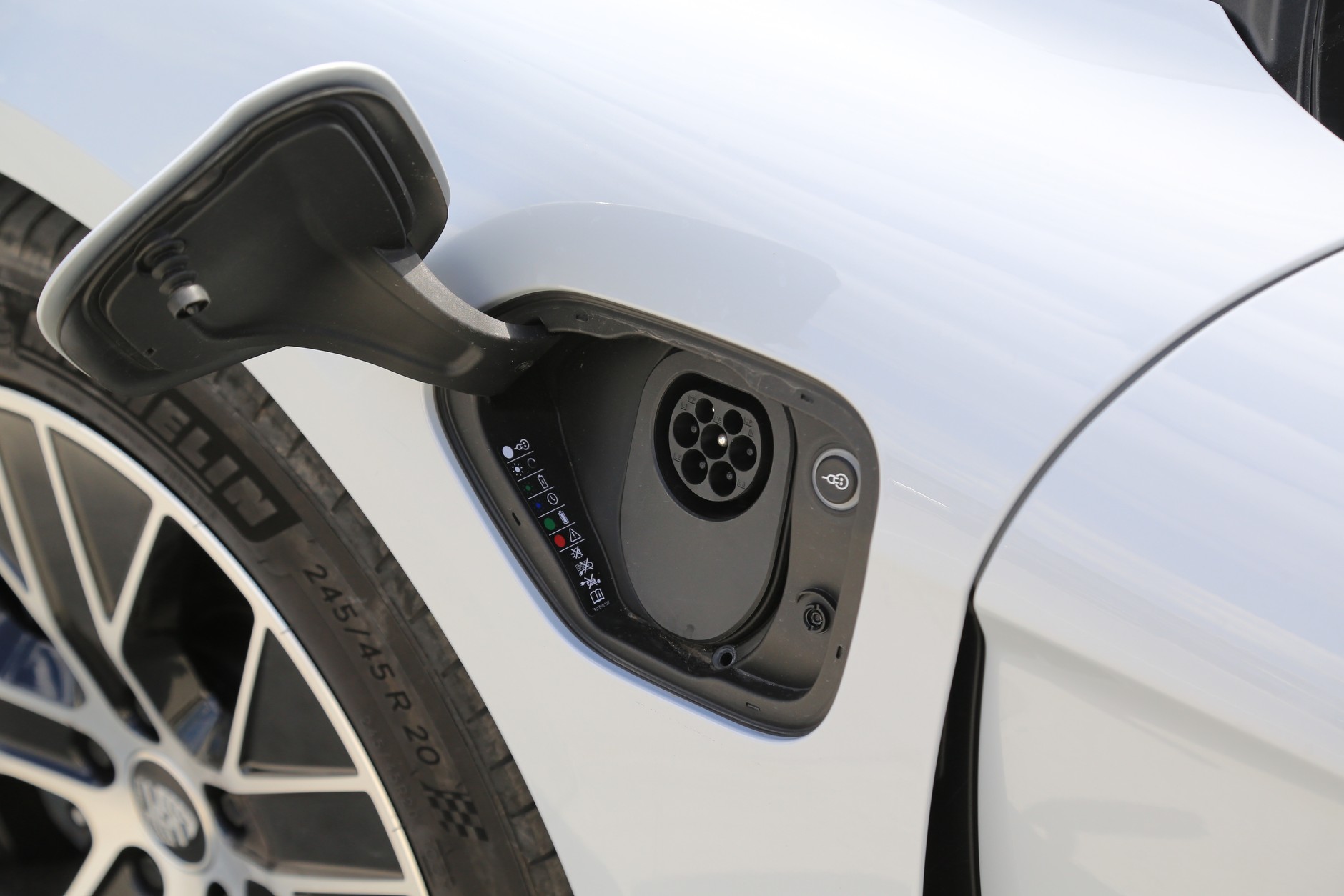 Porsche Taycan RWD 2021 I generacja