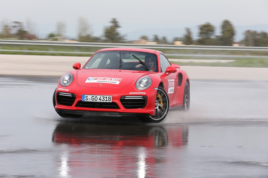 Porsche 911 Turbo S