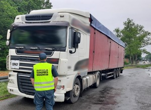 Kierowca TIR-a "strzelił hat tricka". To już zdecydowanie za dużo