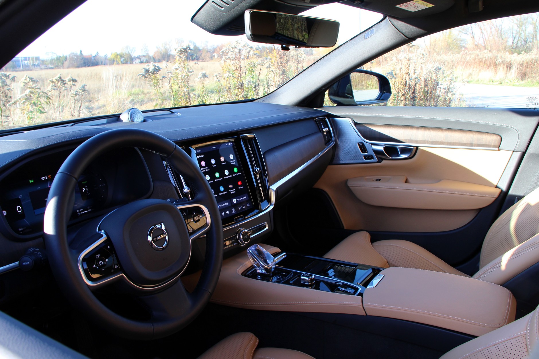 Volvo V90 T8 Ultra Dark