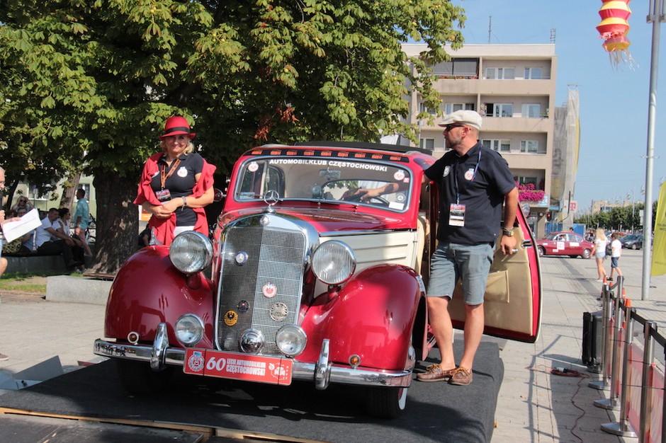 Klasyki w Częstochowie. Konkurs elegancji na rynku