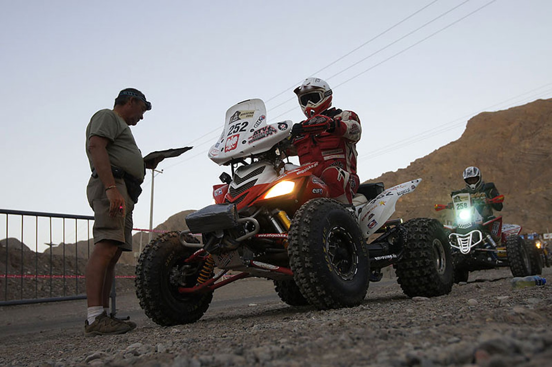 Rajd Dakar 2010: Przygoński - 7, Sonik traci (13. etap na żywo, wyniki, foto)