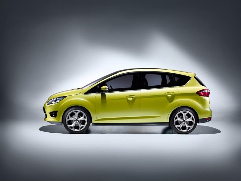 Ford Iosis Max vs C-Max