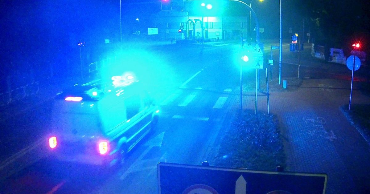 Obraz pochodzący z serwisu https://podkarpacka.policja.gov.pl/rze/aktualnosci/127901,Uciekal-przed-policyjnym-patrolem-Stracil-prawo-jazdy-i-otrzymal-35-punktow-karn.html