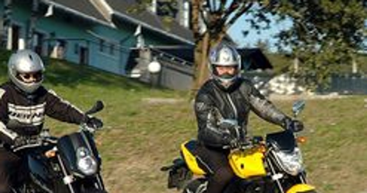 KTM 990 SuperDuke vs. Yamaha FZ1 (test porównawczy)