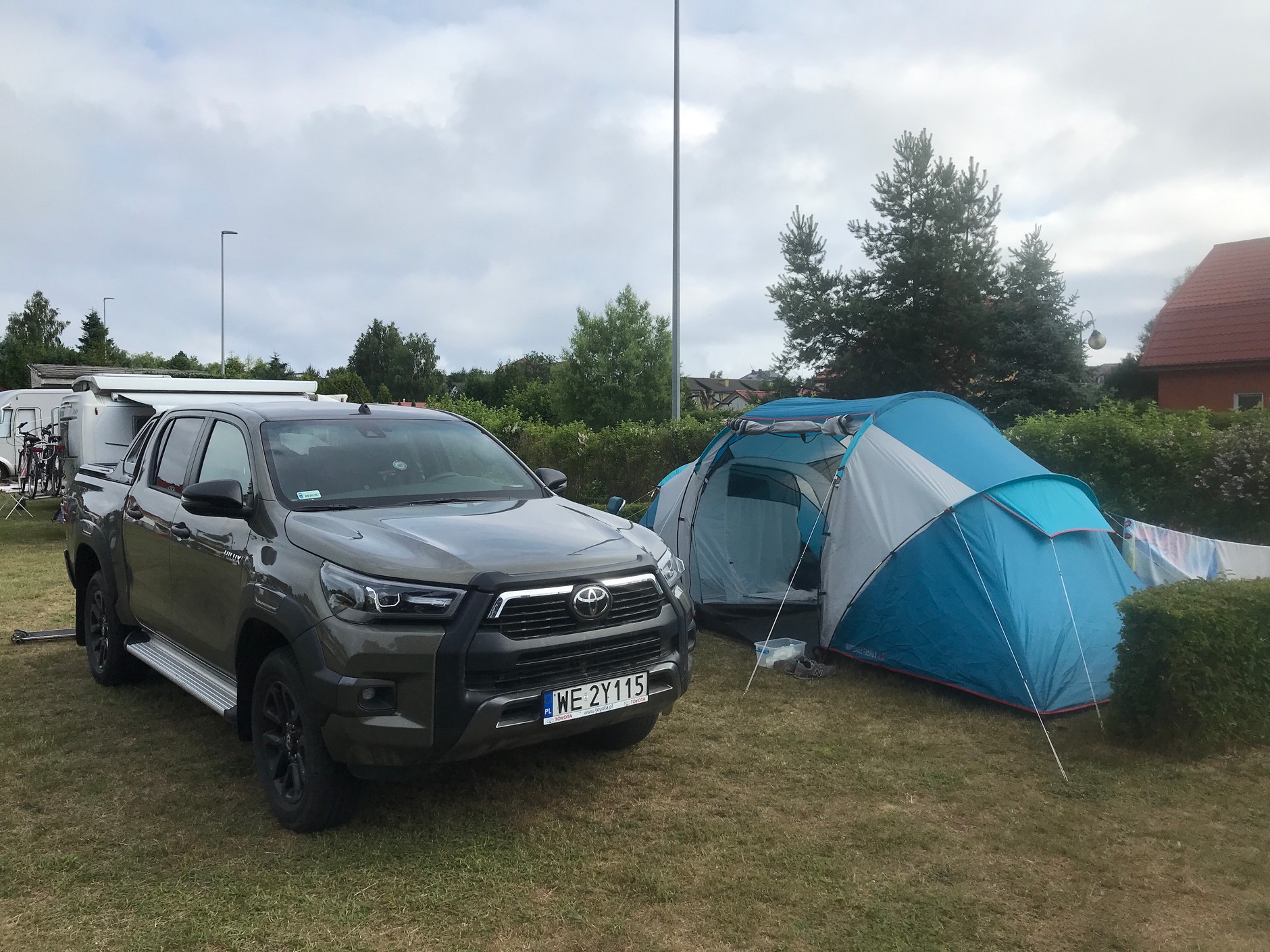 Toyota Hilux 2.0 D-4D 4x4 A/T 2021