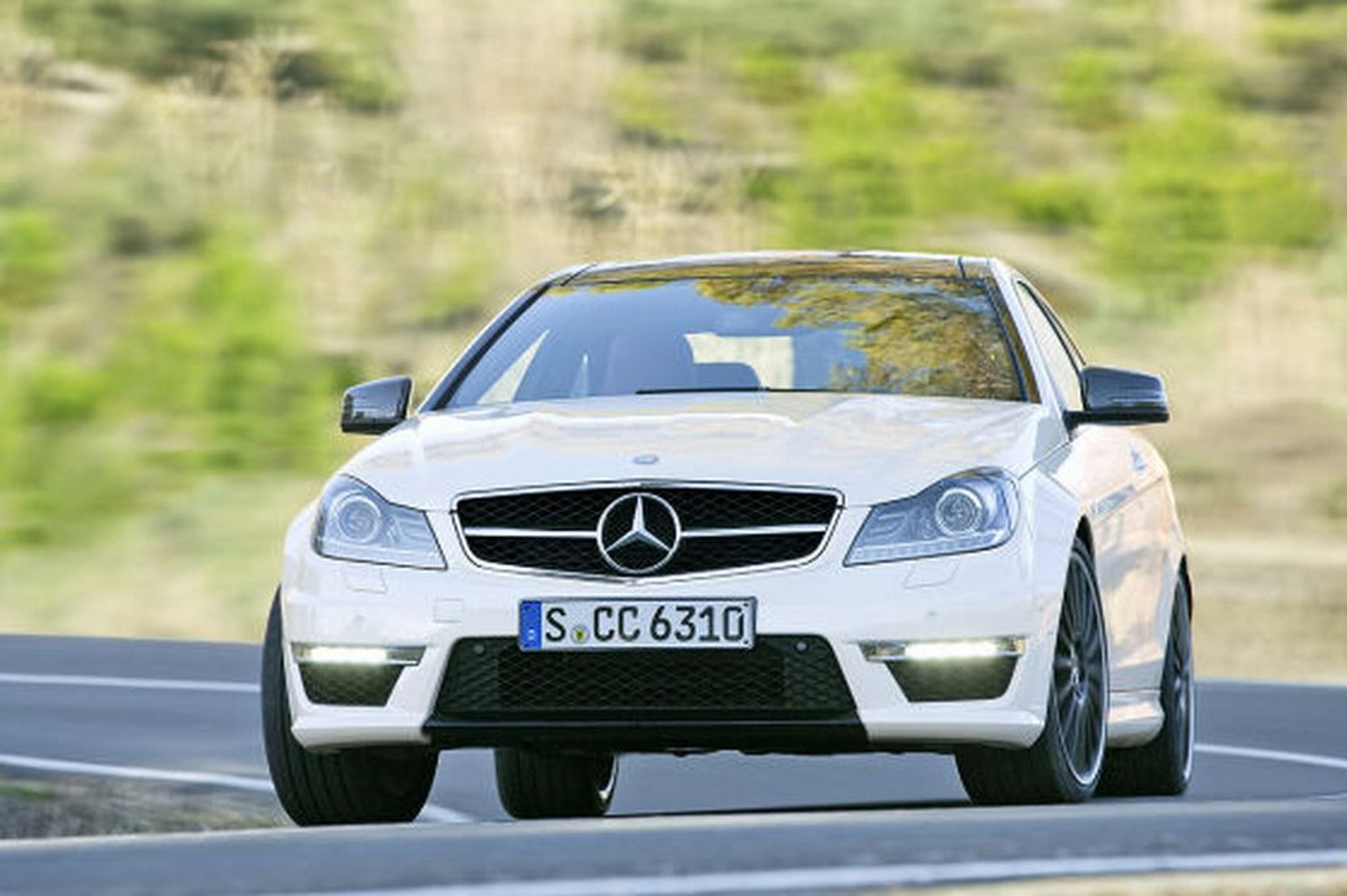 Mercedes C63 AMG Coupé – rodzina w komplecie
