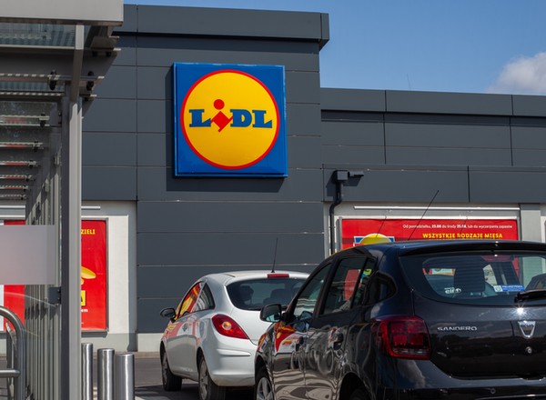 Lidl przygotował specjalną ofertę dla kierowców. Produkty do samochodu i garażu