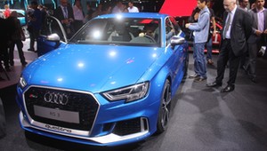 Paryż 2016: Audi RS 3 Limousine ma 400 KM