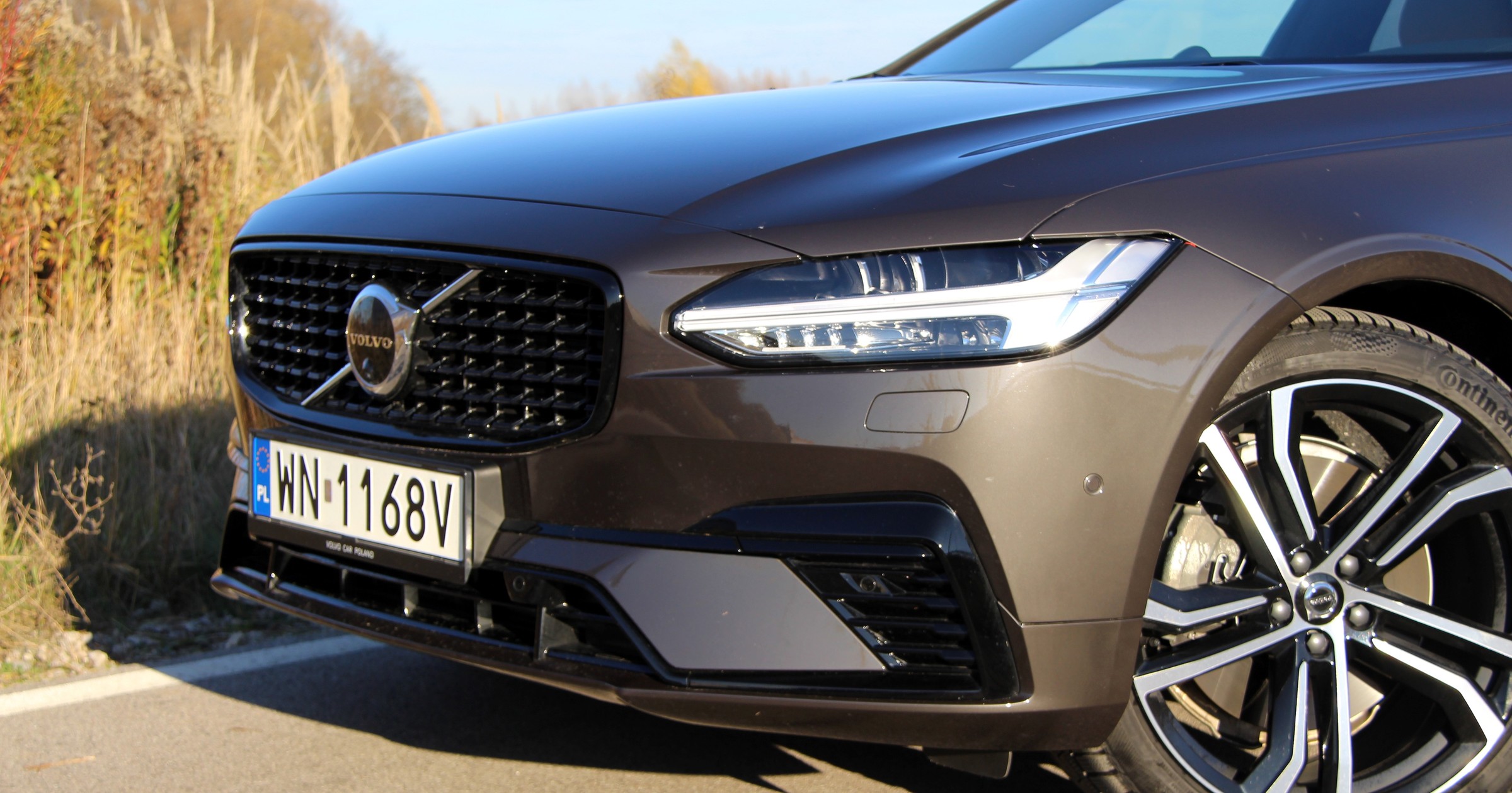 Volvo V90 T8 Ultra Dark