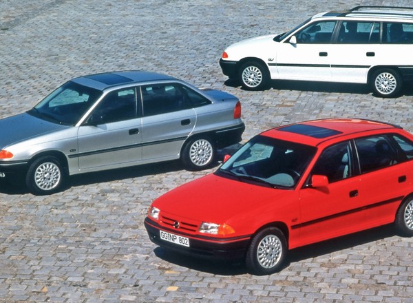 Opel Astra F ma już 30 lat. To dobrze znany model w Polsce