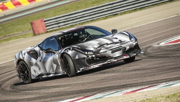 Ferrari 488 Pista – sięgnąć szczytu