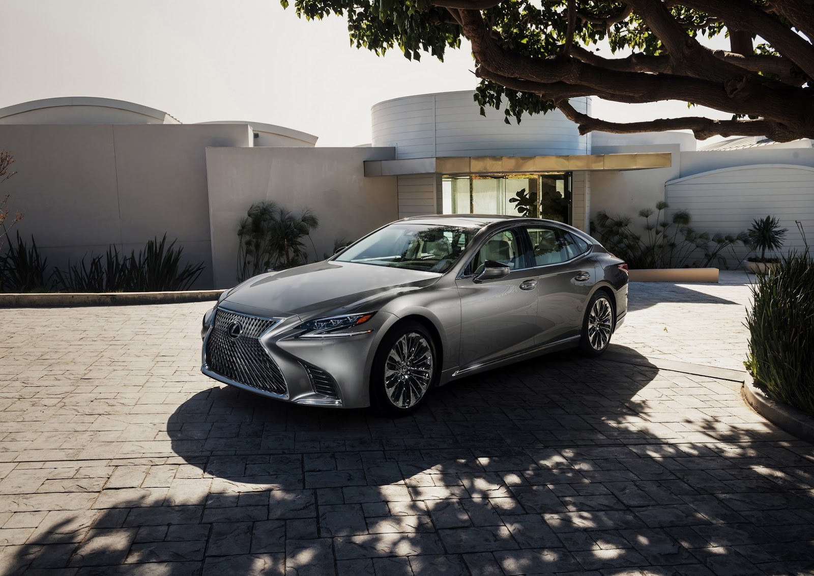Lexus LS 2017