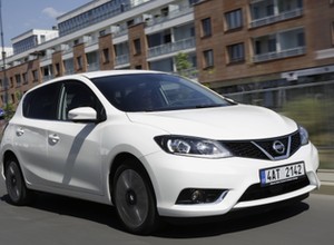 Japoński kompakt z ambicjami klasy GTI