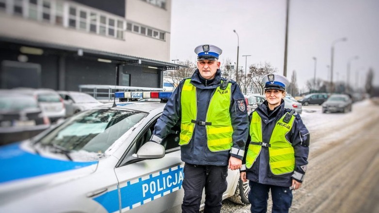 Kamery na mundurach policjantów
