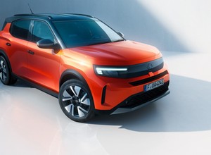 Nowy Opel Frontera: tak prezentuje się 20 lat później