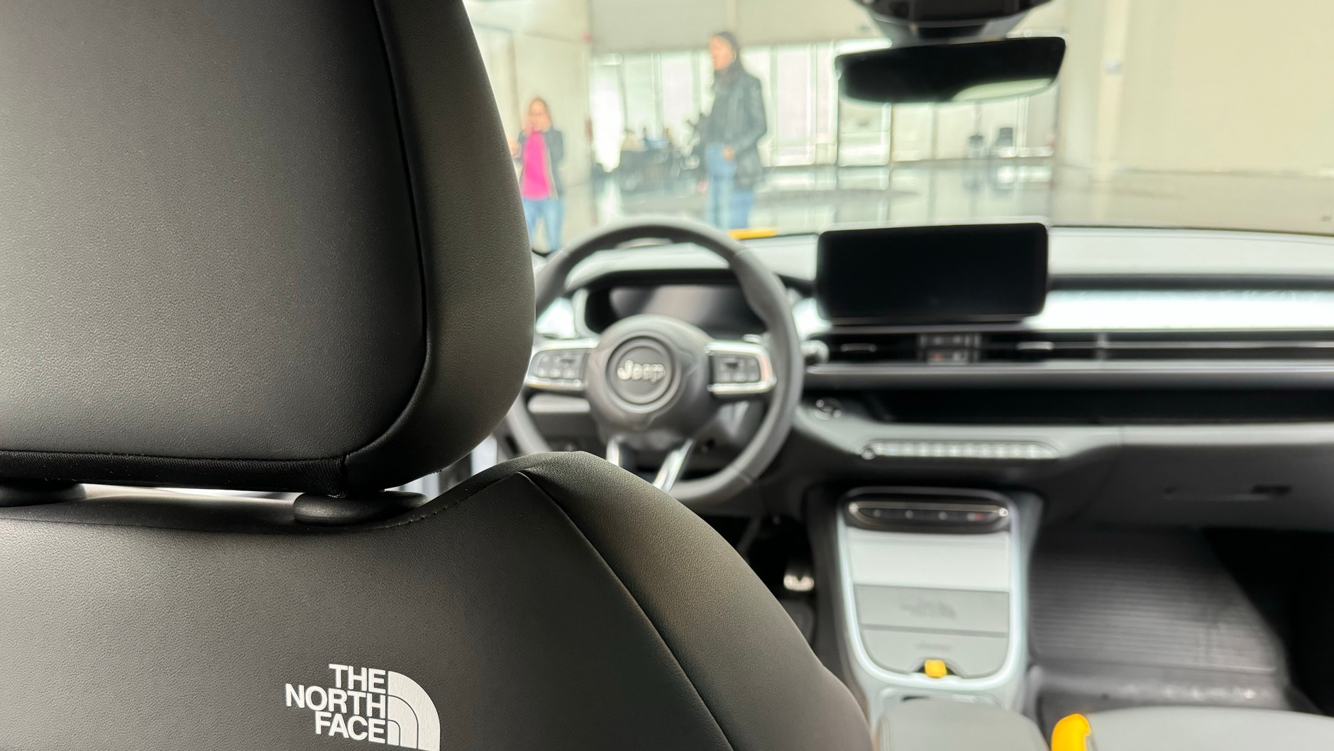 Jeep Avenger 4xe w wersji The North Face Edition