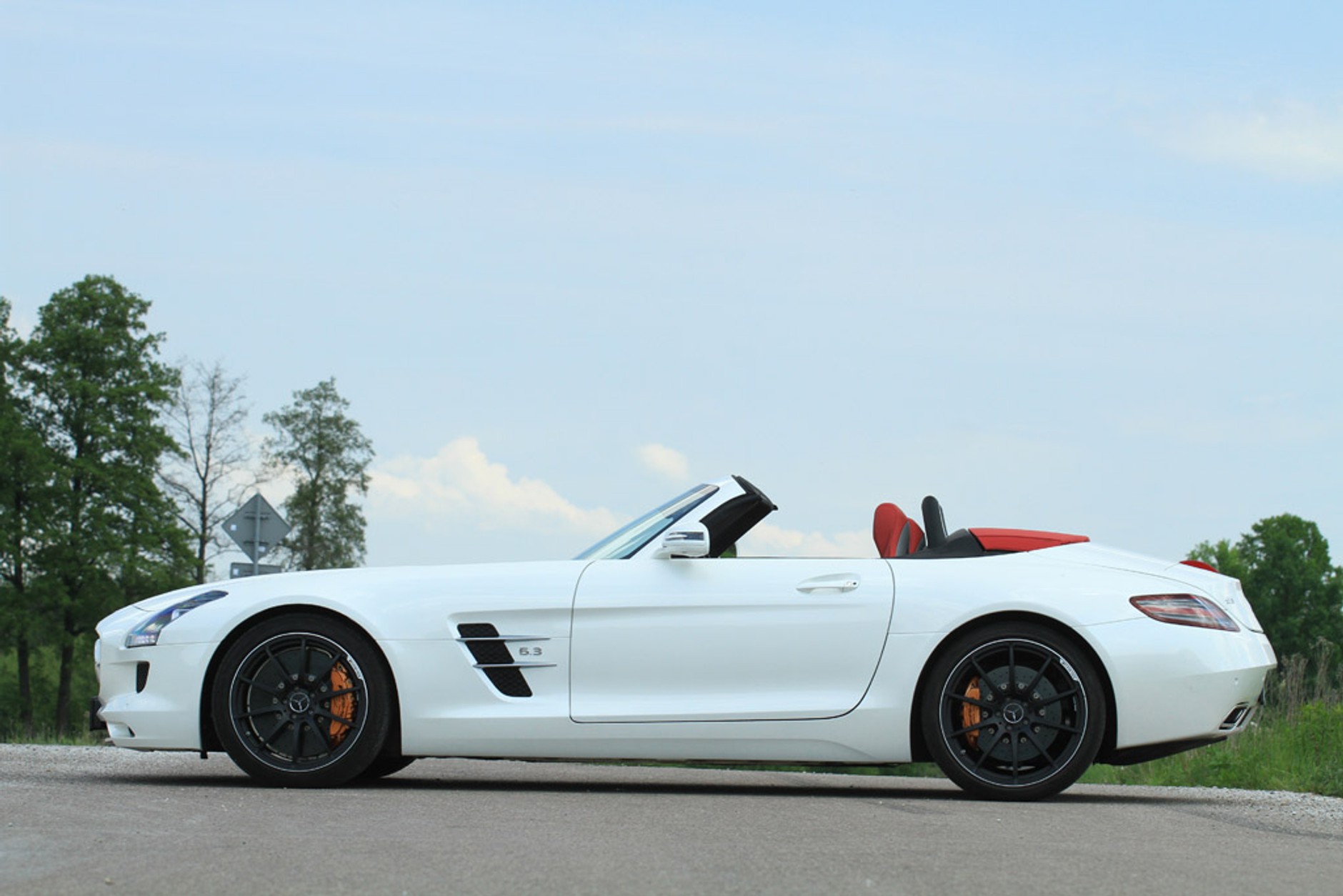 Mercedes SLS AMG Roadster: działa jak narkotyk