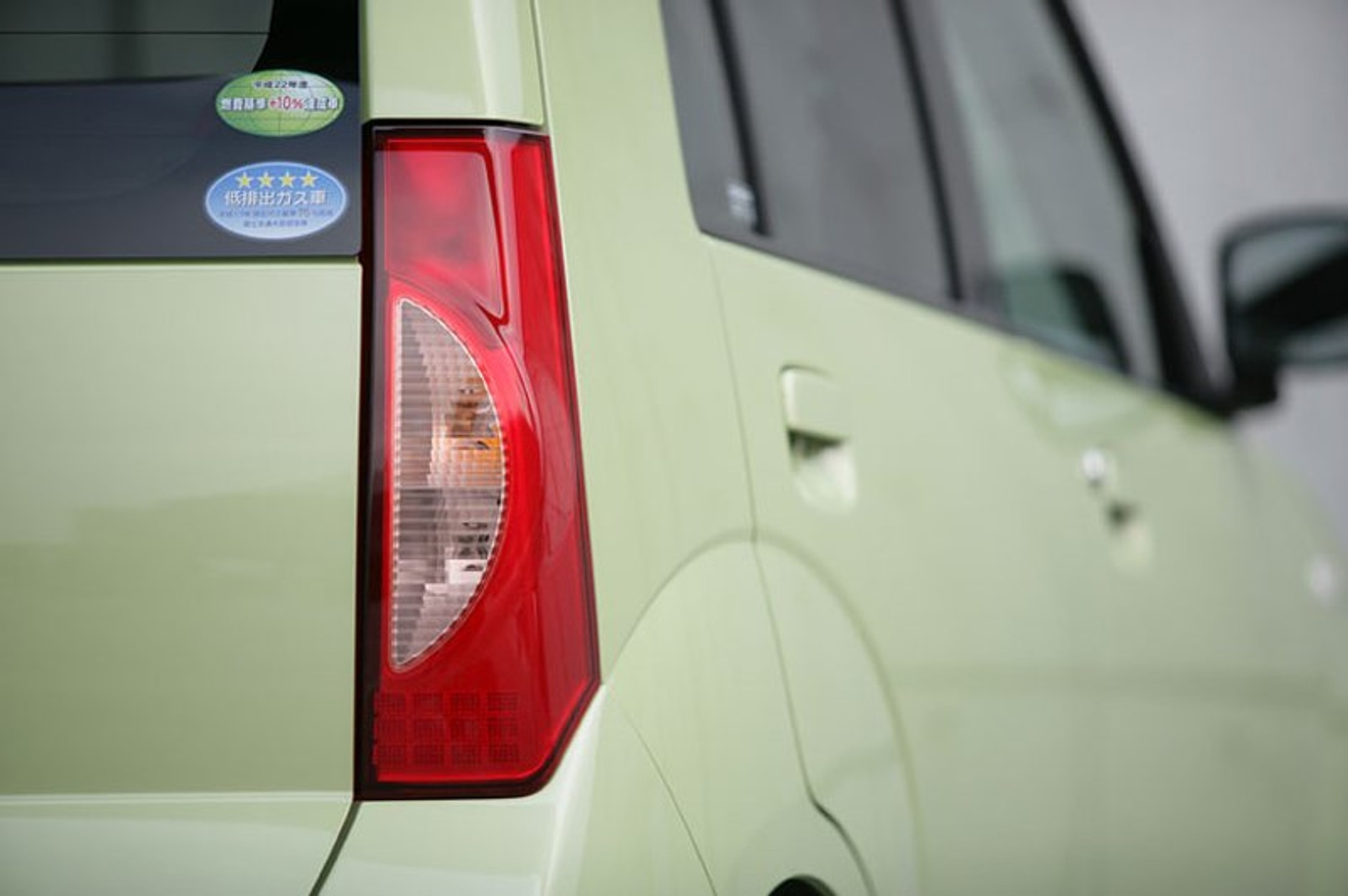 Nissan Pino – kolejny maluch