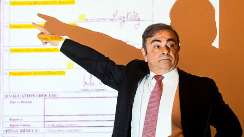 Carlos Ghosn uciekł z Japonii do Libanu