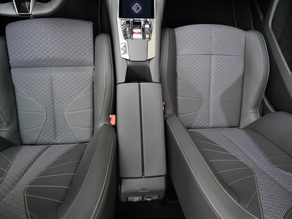 DS4 Pallas hybrid