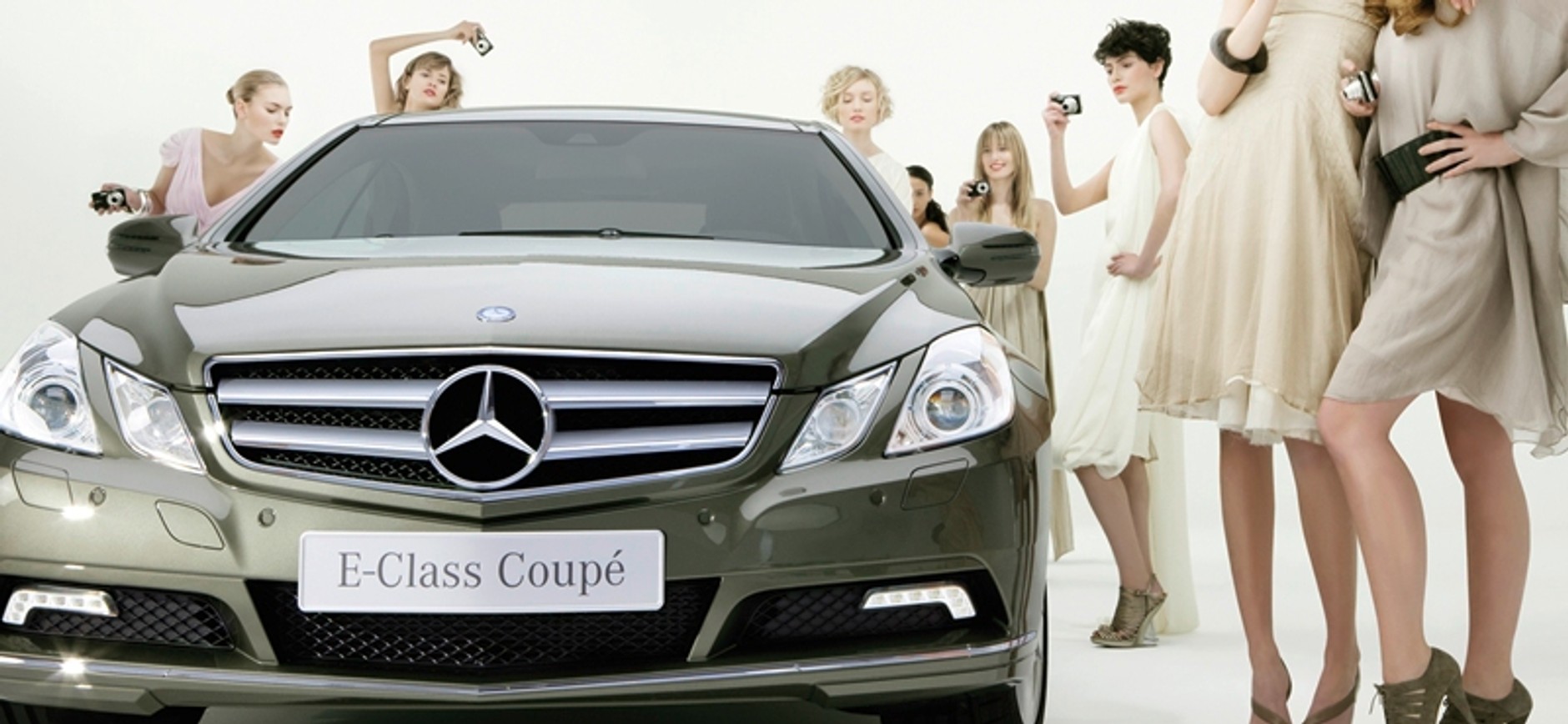 Jak znaleźć żonę? Kup Mercedesa E Coupe