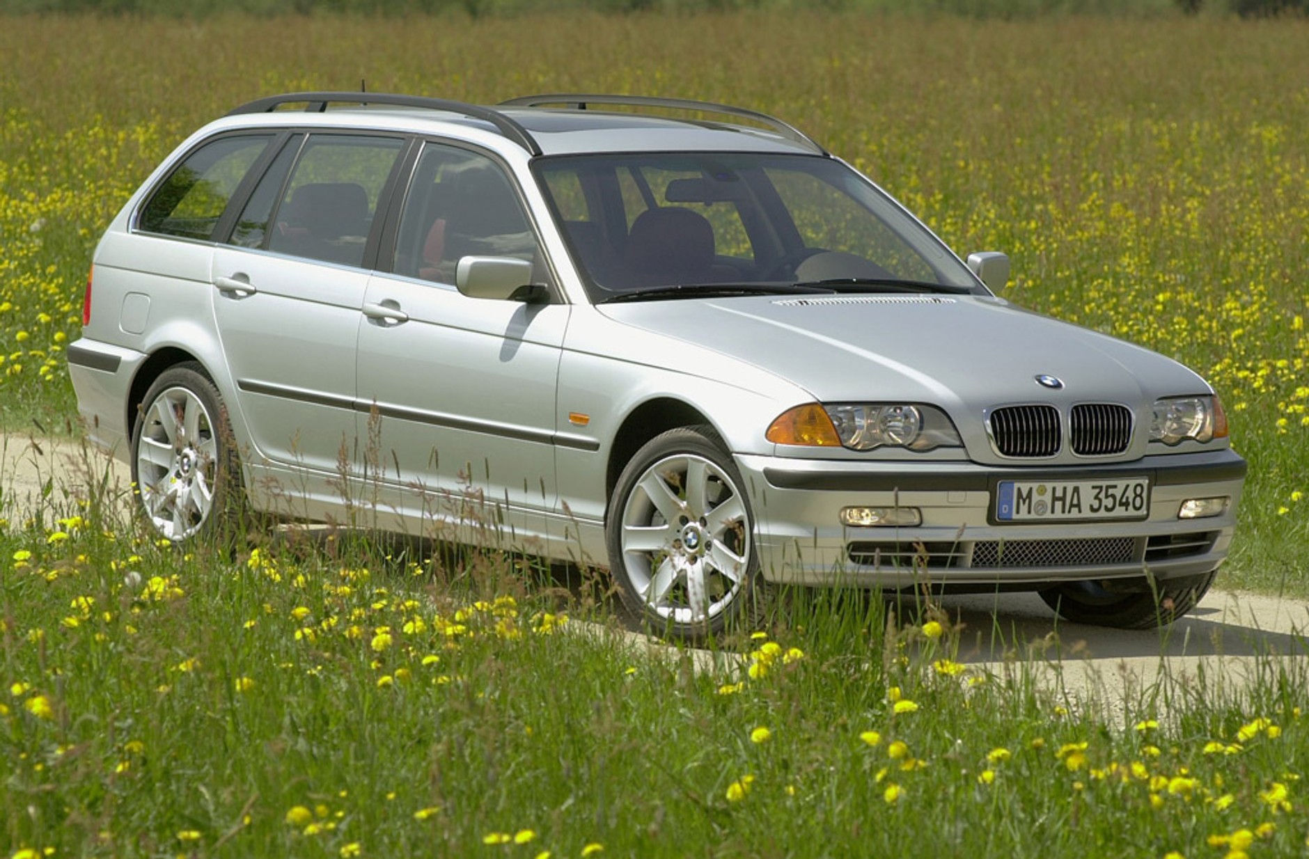 Wszystko o BMW serii 3: poznaj jego największe wady i zalety