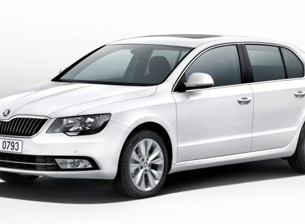 Nowa Skoda Superb w 2014 roku