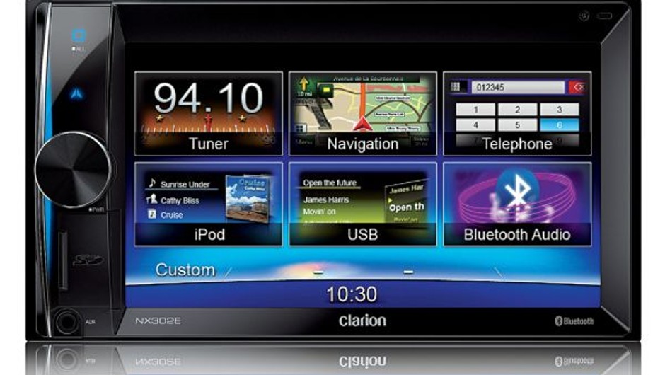 Clarion NX302E