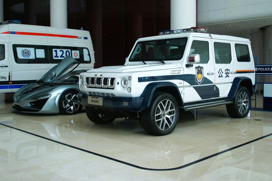 Policyjny BAIC BJ80