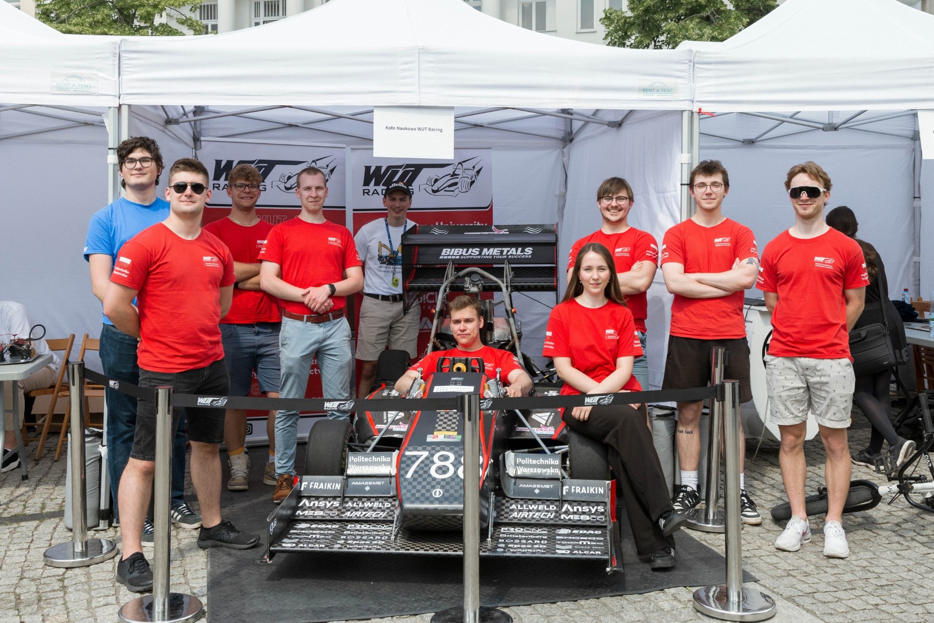 Bolid WUT-5 stworzony przez studentów Politechniki Warszawskiej z zespołu WUT Racing