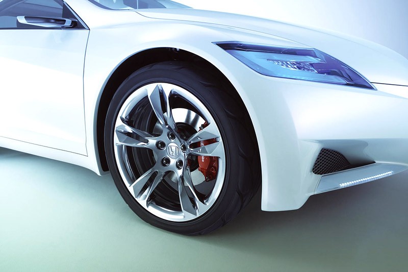 Honda: Co dziesiąty nasz samochód będzie hybrydowy