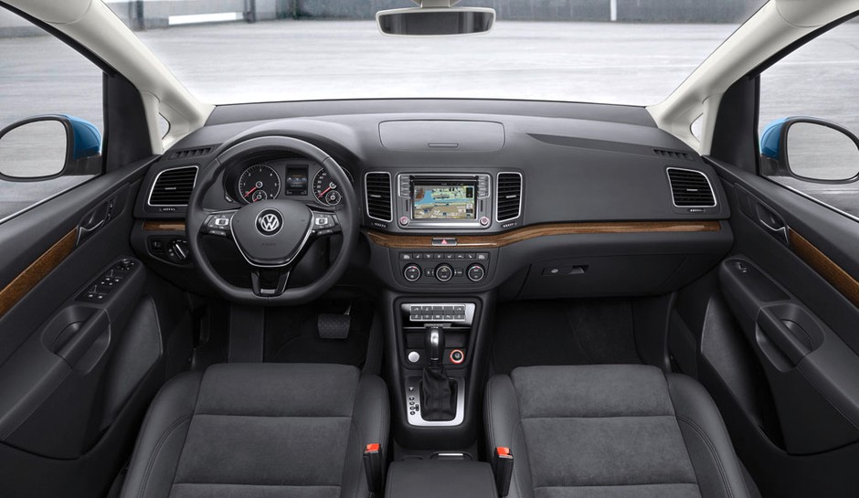 Volkswagen Sharan - Van wiecznie młody
