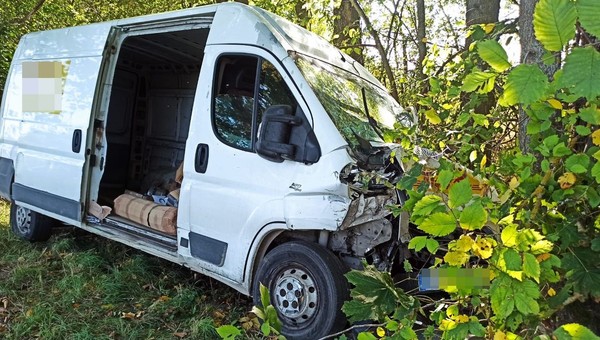 Holowanie zakończone wypadkiem. Zapomnieli o ważnej rzeczy
